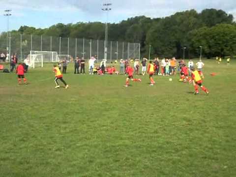 2013-08-18 HÄSSELBYCUPEN 18/8 B-slutspel (Grimsta 4) Hässelby SK 2 röd - Hässelby SK 4 3-1