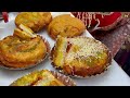 FAMOUS ULTA VADAPAV OF SURAT MOTHER DAUGHTER VADA INSIDE PAV RS 100