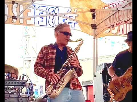 Promotional video thumbnail 3 for Chuck & The Hollywoods