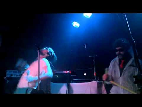 Mustage in der Destille