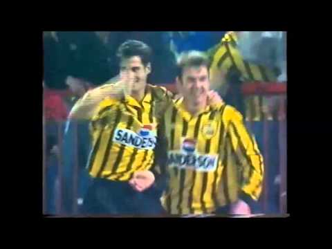 BLACKBURN ROVERS 2-4 WEDNESDAY, LEAGUE CUP SEMI-FINAL 1ST LEG, 10/2/1993