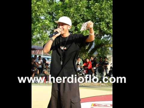 Dance Tonite feat DeeNice & Rudi Silfa