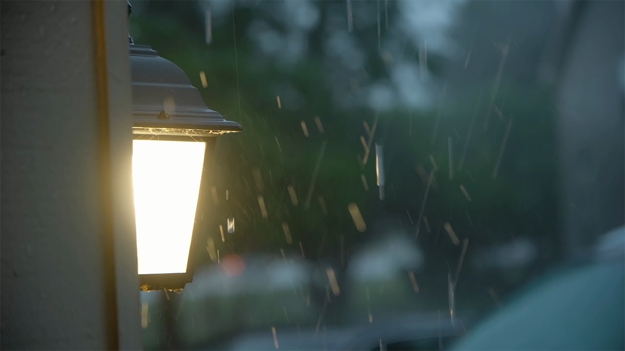 4時間の穏やかな夜の雨、睡眠のための雨の音 - 不眠症を克服し、リラックスし、勉強するための暗い画面