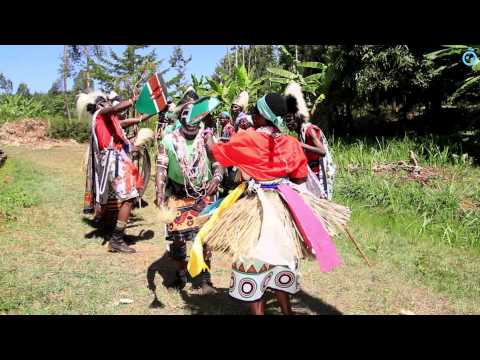 Mariene Traditional Dancers - Wikiri - The Singing Wells project