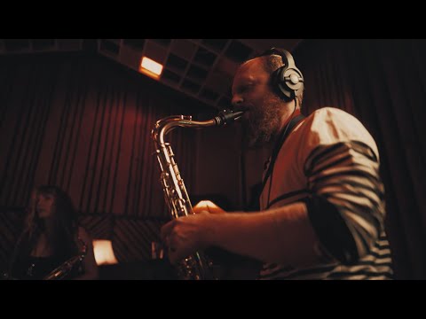 Samson Sounds - Reverse Engineer (live at Starla Recordings)