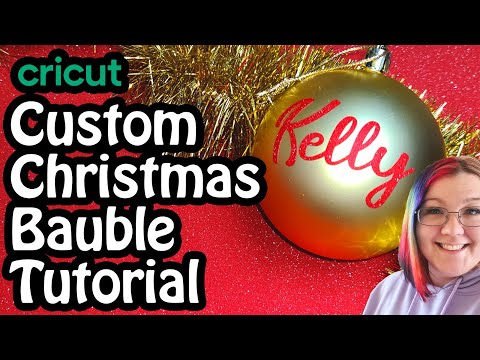 How to Apply Vinyl to a Christmas Bauble | Cricut Tutorial