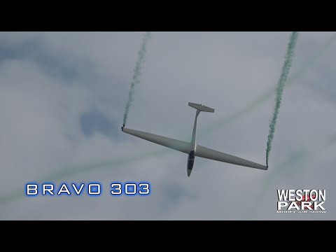 GLIDER FX - ASK-21 aerobatic glider G-CJKZ - Weston Park model air show 2021