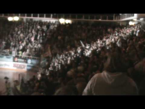 28.4.2010 Hpk-Tps pelin jälkimaininkeja @ Turkuhalli