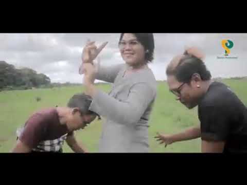 mang senior pesan metambus#lagubali @LaguBaliHitz