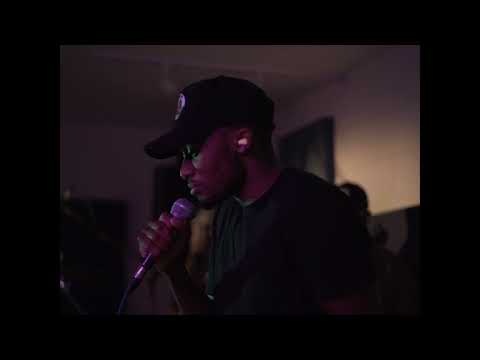 Outlier Session // E. Mak - No Surprise (Acoustic) [@emakonline]