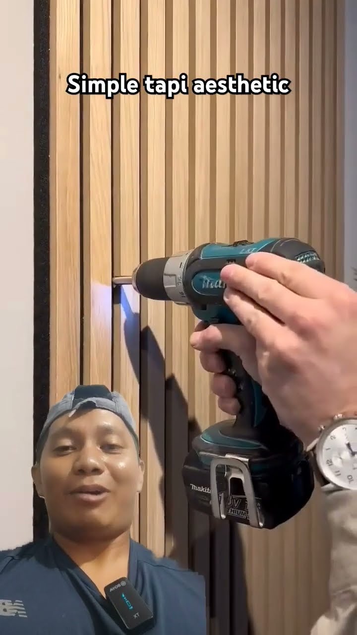 Bosan dengan dekorasi kamar yang itu-itu saja? Yuk, coba pasang wall panel WPC untuk vibes minimalis yang aesthetic di r...