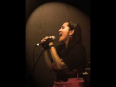 FLORELIE ESCANO singing RESPECT Live (original by Aretha Franklin)