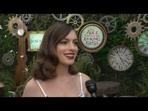 download lagu mp3 mp4 Anne Hathaway Disney Plus, download lagu Anne Hathaway Disney Plus gratis, unduh video klip Anne Hathaway Disney Plus