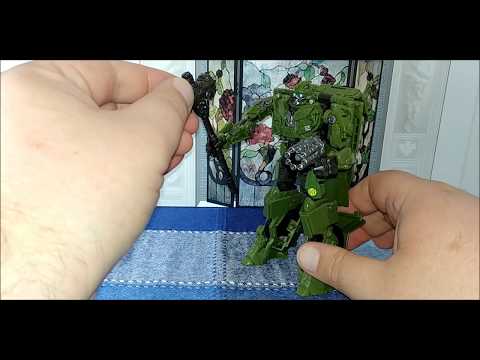 Chuck's Reviews Transformers Studio Series 26 WWII Bumblebee