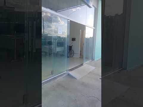 PARTE DA FACHADA E ENTRADA DA UBS MÃE DERCÍLIA NO BAIRRO JPSÉ ANTÔNIO EM VÁRZEA BRANCA - PI