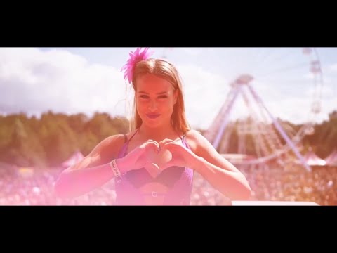 Ostblockschlampen feat. Octavian - Tomorrowland