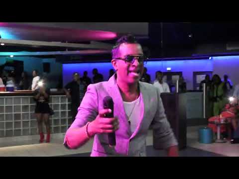 CHRISTIAN NARA A L INSTANT DISCOTHéQUE LE 10/12/2022 IMAGES CéLIN CAMéRAMAN