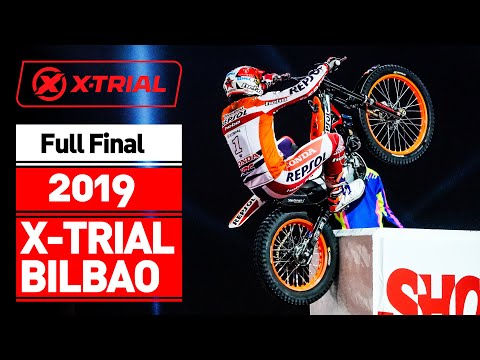 Toni Bou gets the better of Adam Raga in the last Section of the first-ever X-Trial Bilbao.