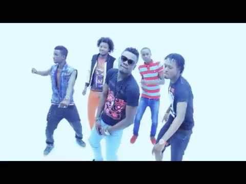 Ariel Sheney feat Dj Arafat - Laisse moi le pklo