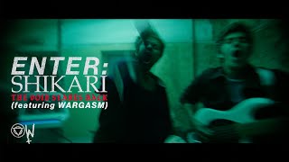 Musik-Video-Miniaturansicht zu The Void Stares Back Songtext von Enter Shikari