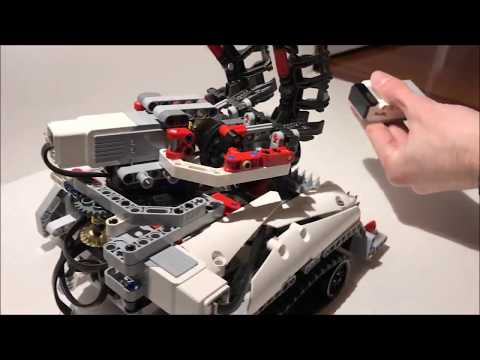 Building Smart LEGO MINDSTORMS EV3 Robots | 2 Security Tank – Object Tracking Robot