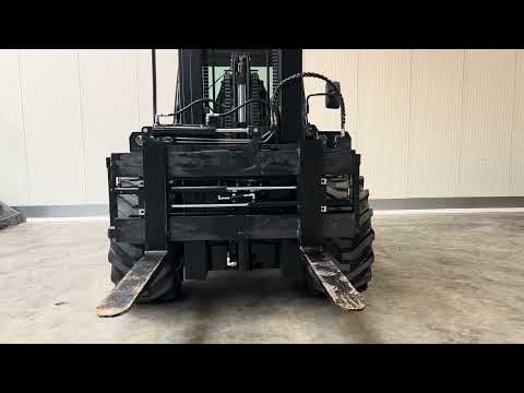 Originalus vaizdo įrašas: Bekelės krautuvas Manitou M50-4D - TRIPLEX- 4x4