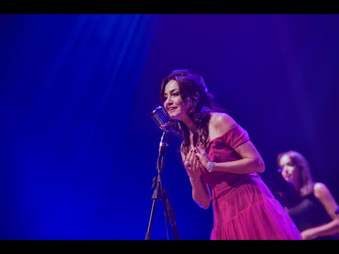 Dorinha Drummond  - Concerto para uma só voz - "SHOW MENSAGENS" (Teatro Municipal de Uberlândia)