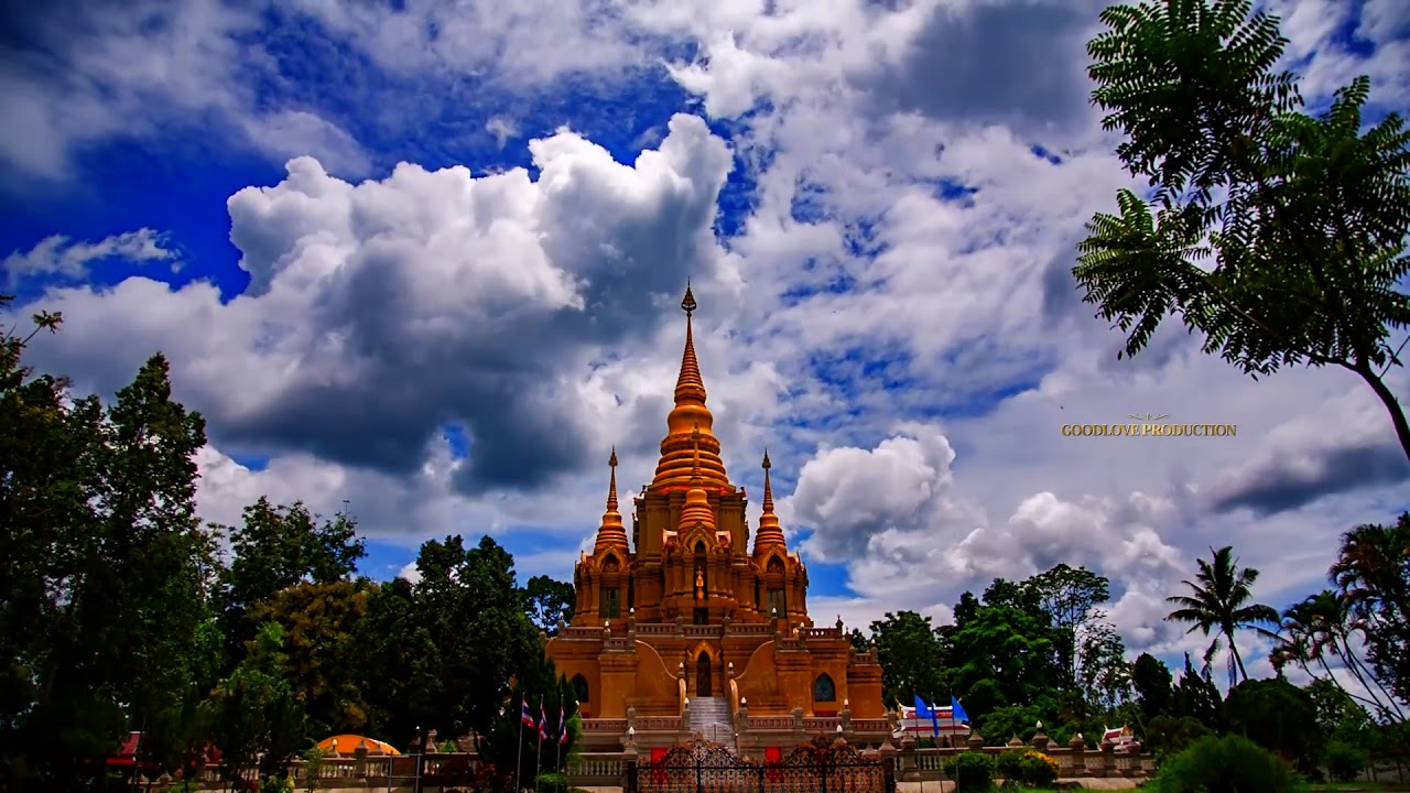 Phra Maha That Chedi Phra Phuttha Thammaprakat