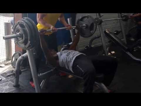 Sam Watt - 150kg bench-press, 5 reps