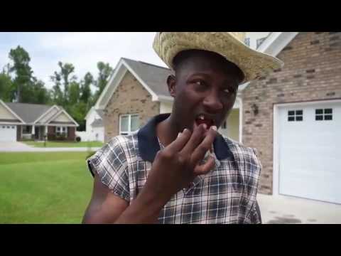 HILLBILLY BUCK DIPS GRIZZLY WINTERGREEN AND COPENHAGEN WINTERGREEN FOR FIRST TIME.