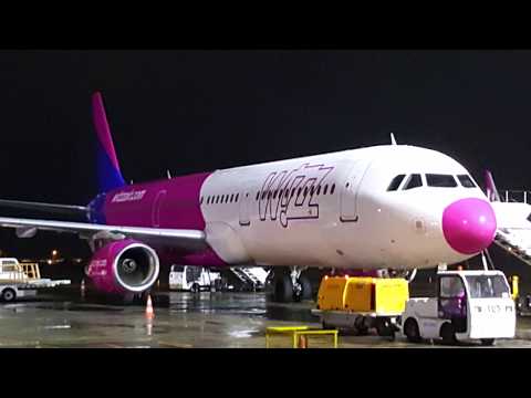 NA LOTNISKU✈️-Samochodzik Franek🚗-czyta i gra Jarek Ogarek [BAJKA CZYTANA]