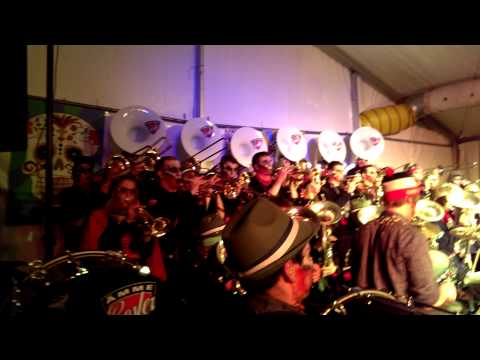 Ämmegosler Äbnet - Set Fire to the Rain (Adele) am Umzug