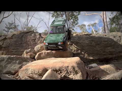 RC Crawler | MST Land Rover Discover 1 Scale rock crawling session at "The Wall" #rccrawler #rccar