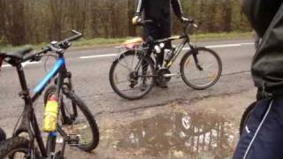 preview picture of video 'Gietrzwald-rajd dziki rowerowy 24.10.10'
