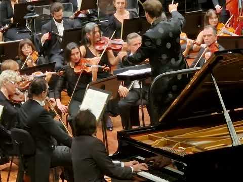 Concerto Ano Novo com OCM e pianista Gergely Bogányi