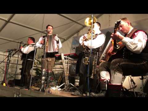 Die runden Oberkrainer - Weisse Wolken