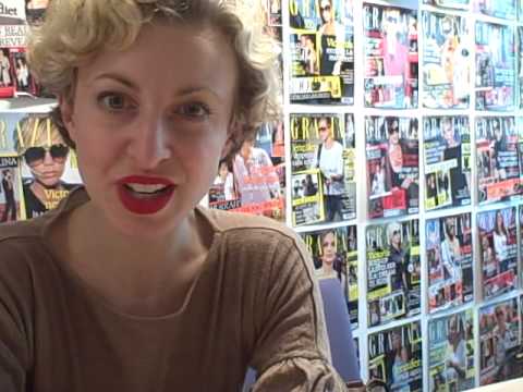 download lagu mp3 mp4 Poppy King, download lagu Poppy King gratis, unduh video klip Poppy King