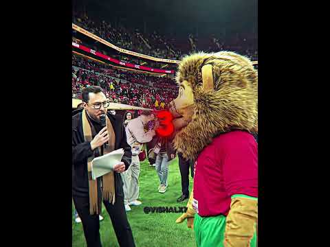 Speed in Lion Mascot Goes Crazy🤯🤯