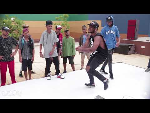 Dirty feet slaying it for Frolics 2018 - 1 v 1 Krump