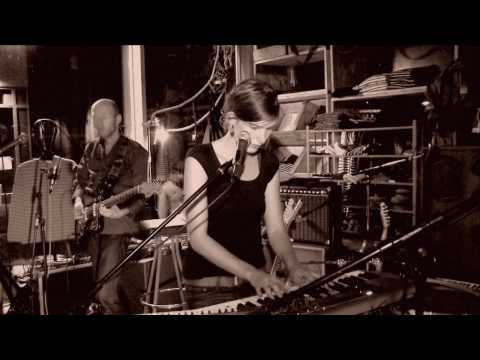 emmy moll - time lapse photography (live)