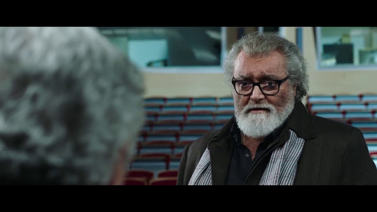 Un Nemico Che Ti Vuole Bene - Clip "Devi stare molto attento"