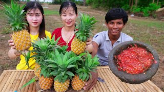 Very Delicious Eating Pineapple With Chili Salt And pepper With Two Girls