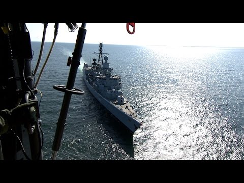 Schneller Delfin - Hilfe auf hoher See - Bundeswehr