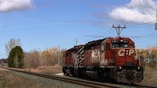 preview picture of video 'CP 5857 at Alliston (27APR2014)'