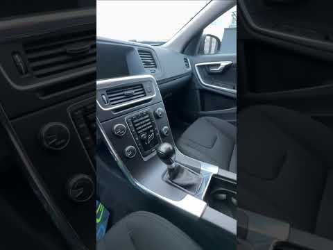 фото volvo v60 i 0