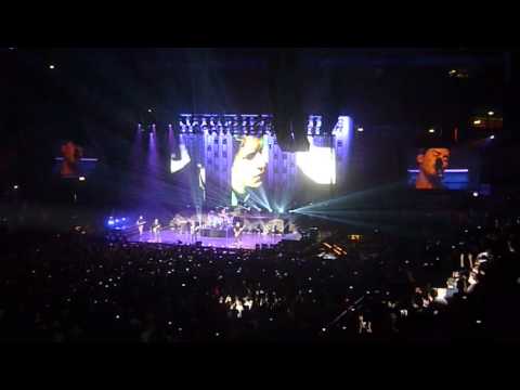 Nickelback - Savin me  - Live@ Forum di Assago, Milano 29-10-13