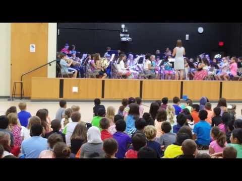 ING Beginner Band plays "Gizmo"