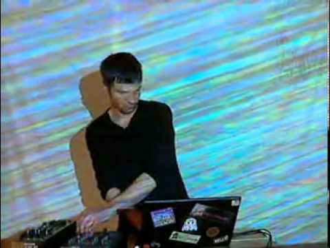 Plug and Lay: Andras Toth Live, visuals by Thief - RTS.FM.210112