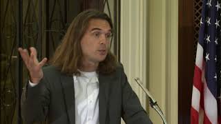 Entre Alambradas y Exilios