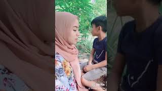 Download lagu Berbeza Kasta mp3